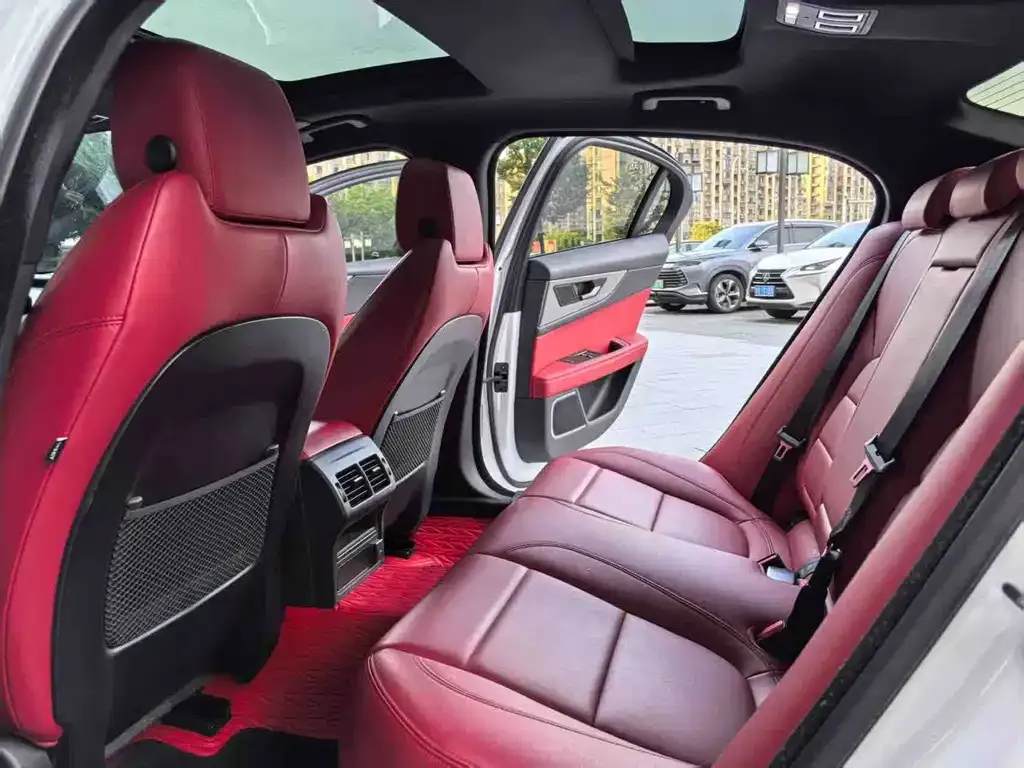 Jaguar XEL 2023 из CN, фото 6