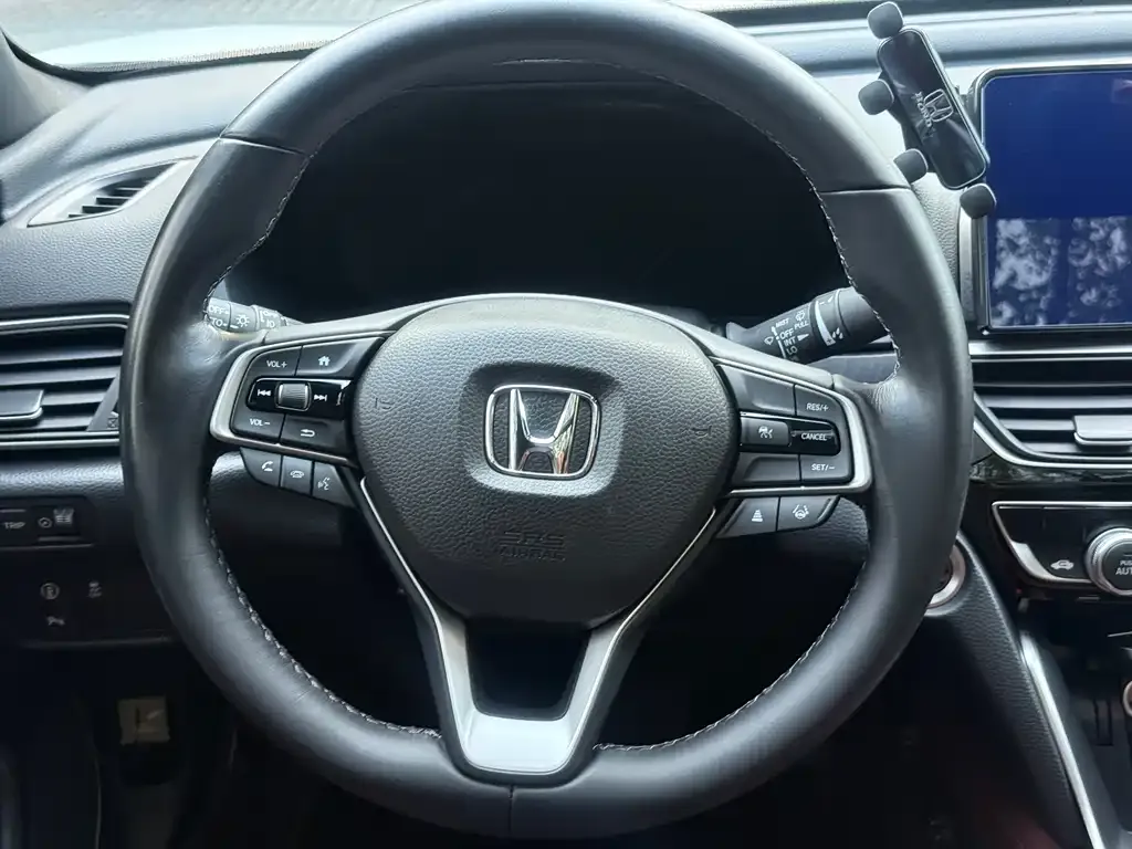 Honda Inspire 2023 из CN, фото 3