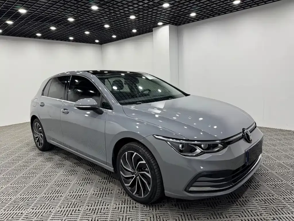 Volkswagen Golf 2022 из CN, фото 1