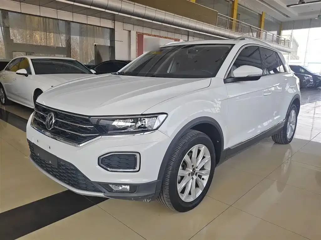 Volkswagen T-Roc 2021 из CN, фото 2
