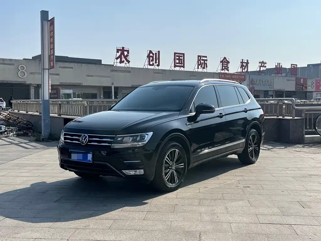 Volkswagen Tiguan L 2021 из CN, фото 1