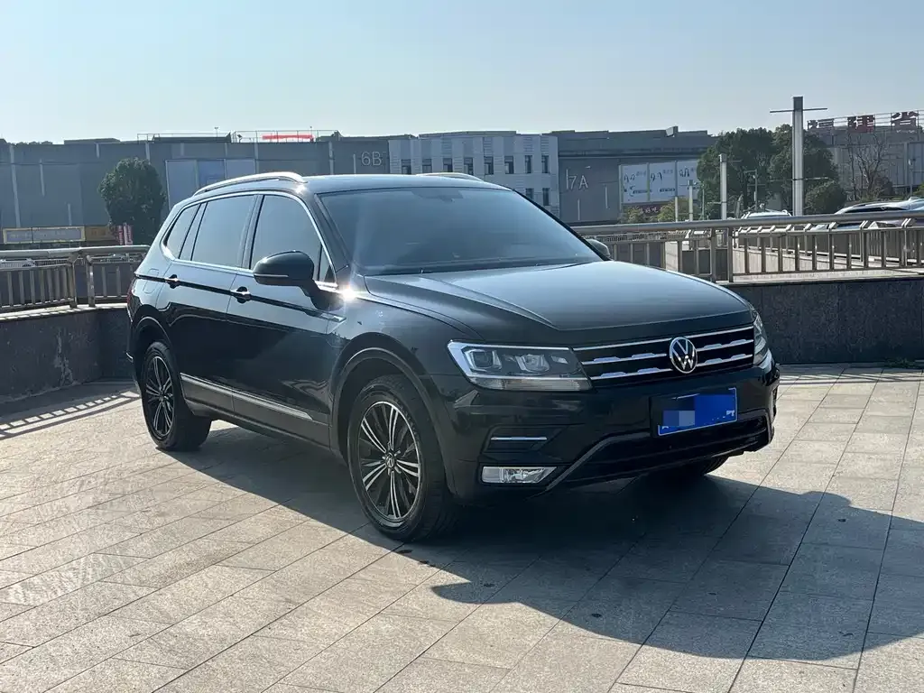 Volkswagen Tiguan L 2021 из CN, фото 6