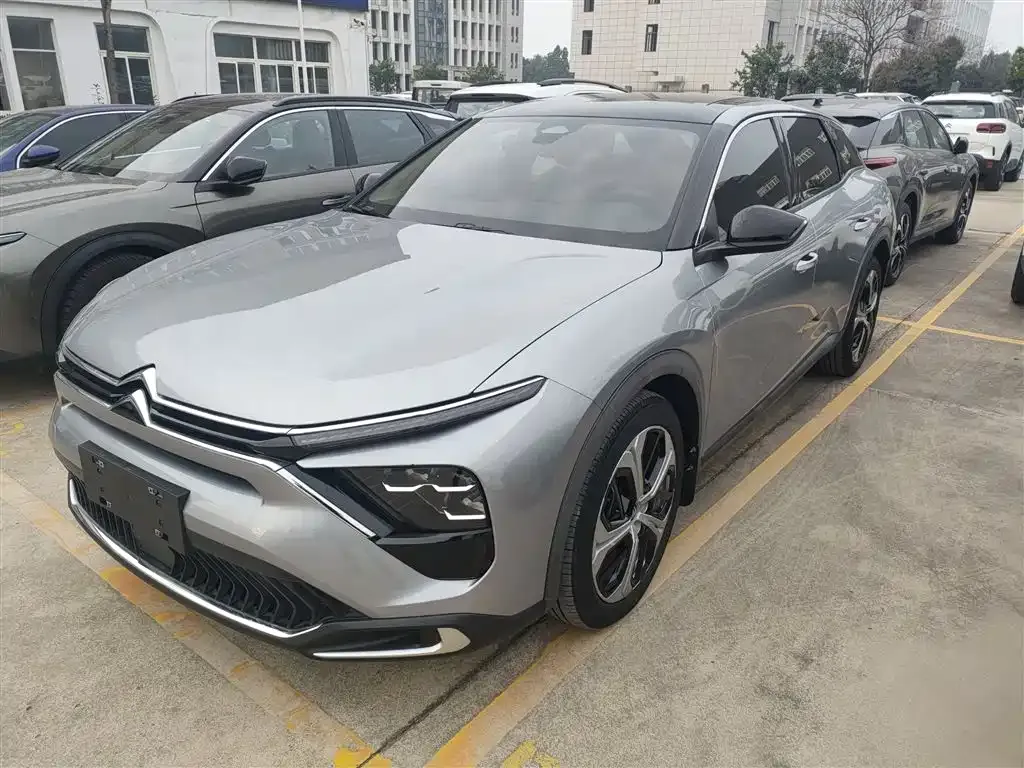 Citroen C5 X 2023 из CN, фото 1