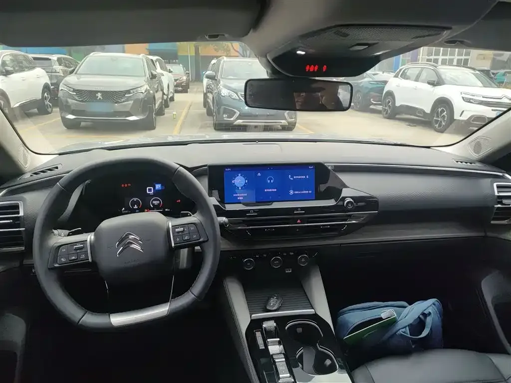 Citroen C5 X 2023 из CN, фото 10