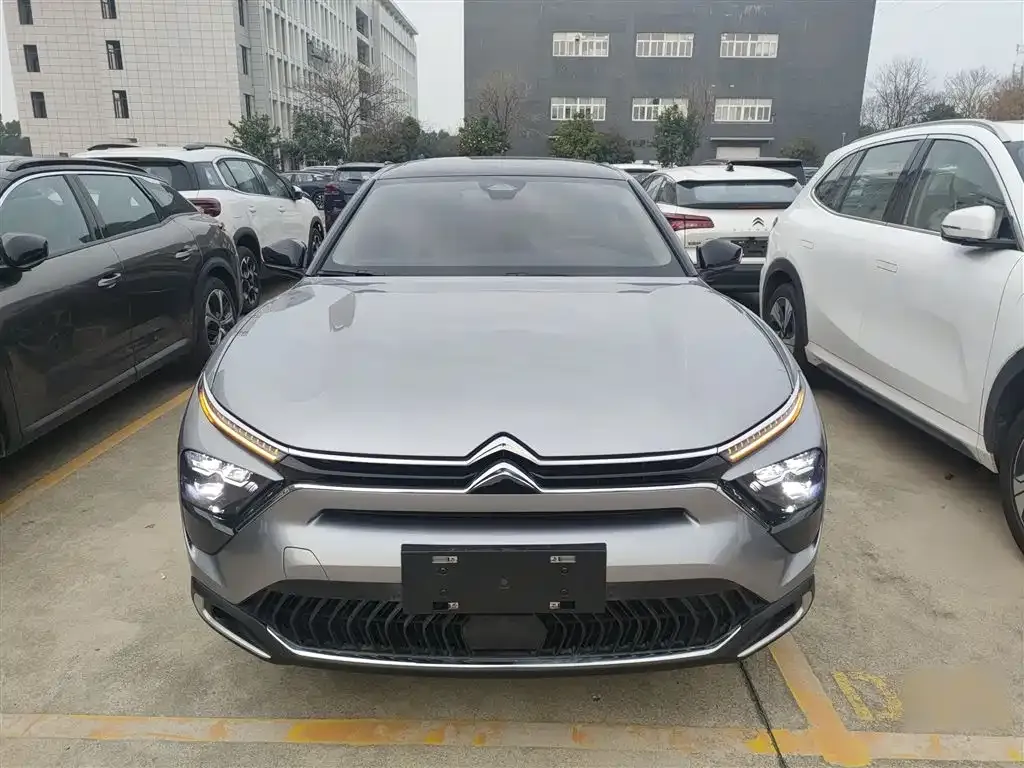 Citroen C5 X 2023 из CN, фото 5