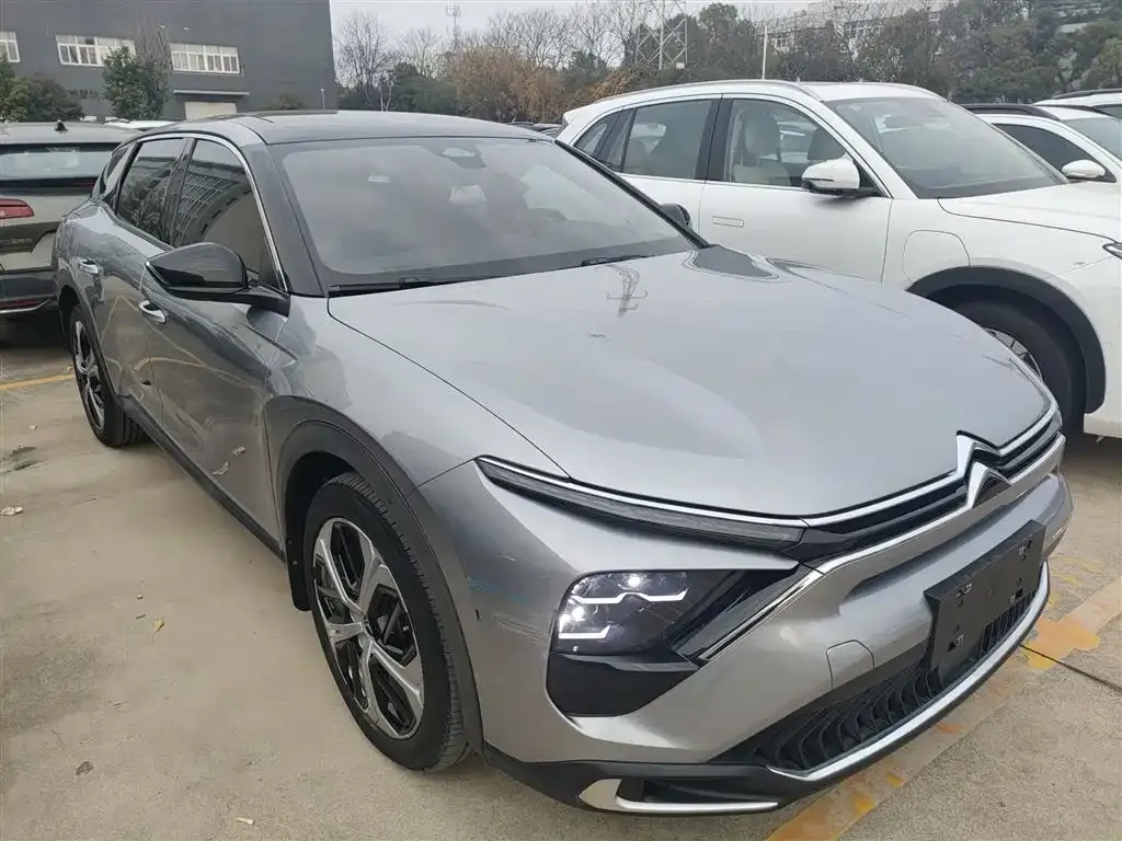Citroen C5 X 2023 из CN, фото 3