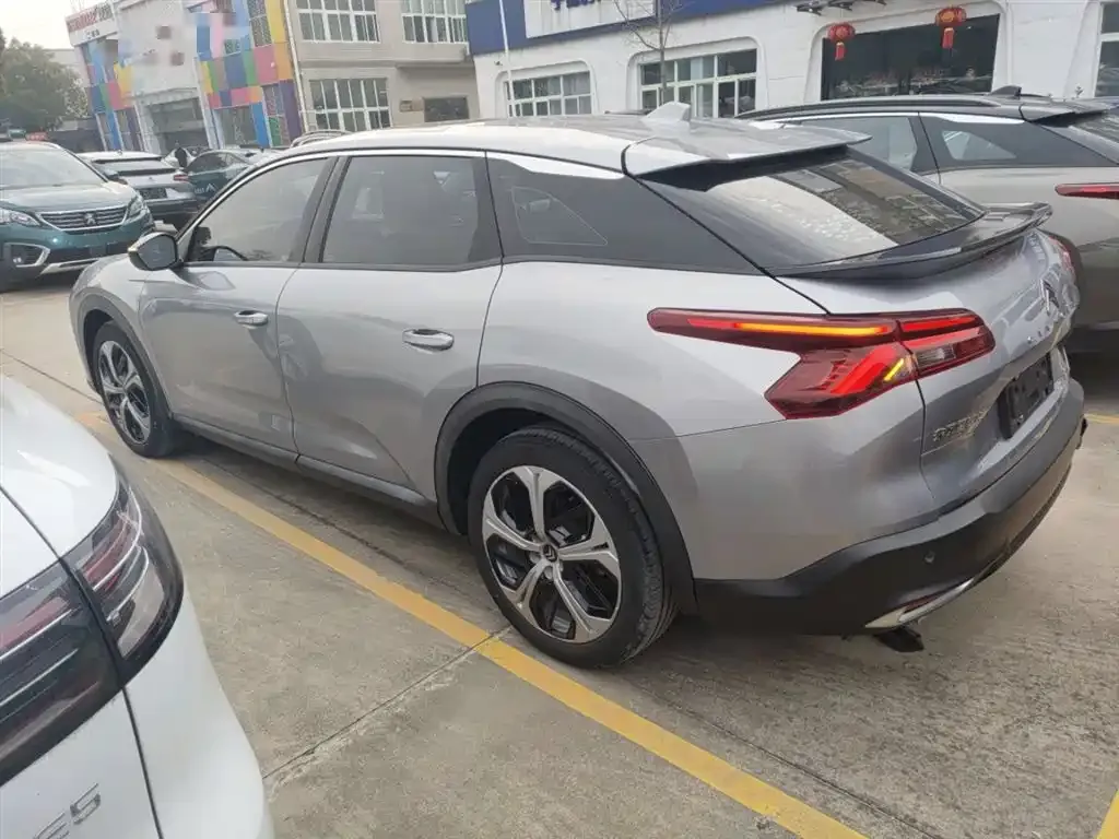 Citroen C5 X 2023 из CN, фото 2