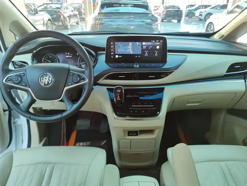 Buick GL8 2023 из CN, фото 10