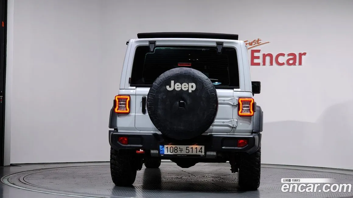 Jeep Wrangler 2022 из KR, фото 5