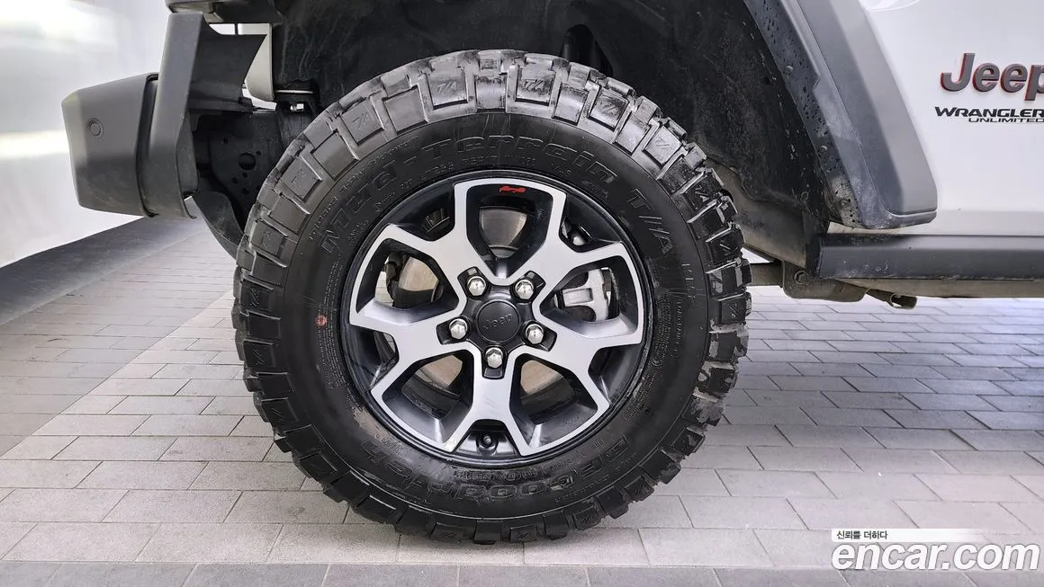 Jeep Wrangler 2022 из KR, фото 10