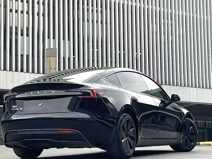 Tesla Model 3 2023 из CN, фото 7