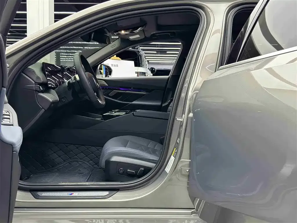 BMW i5 2024 из CN, фото 8
