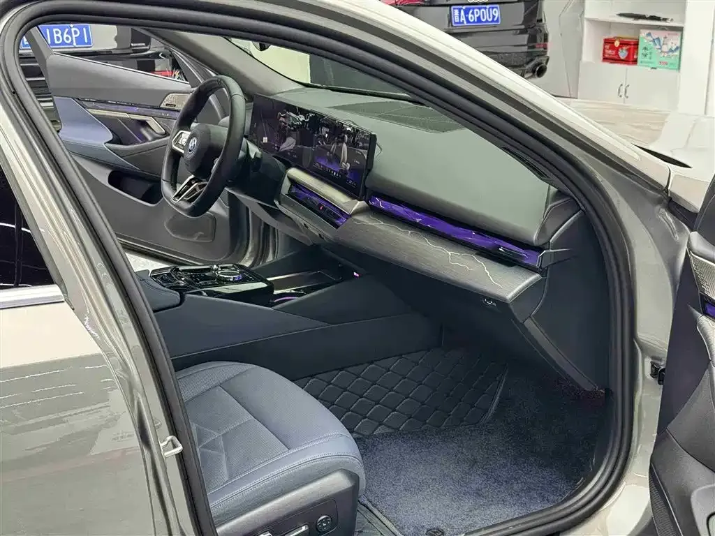 BMW i5 2024 из CN, фото 7