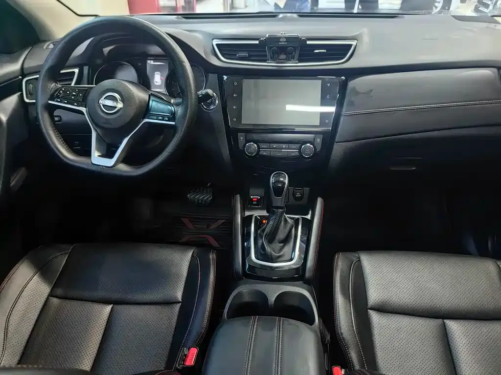 Nissan Qashqai — фото 3