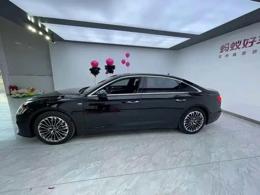 Audi A6L New Energy 2021 из CN, фото 4