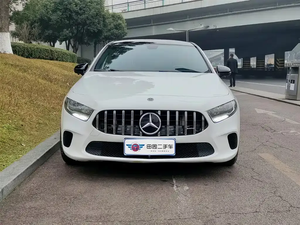 Mercedes-Benz A-Class 2023 из CN, фото 8