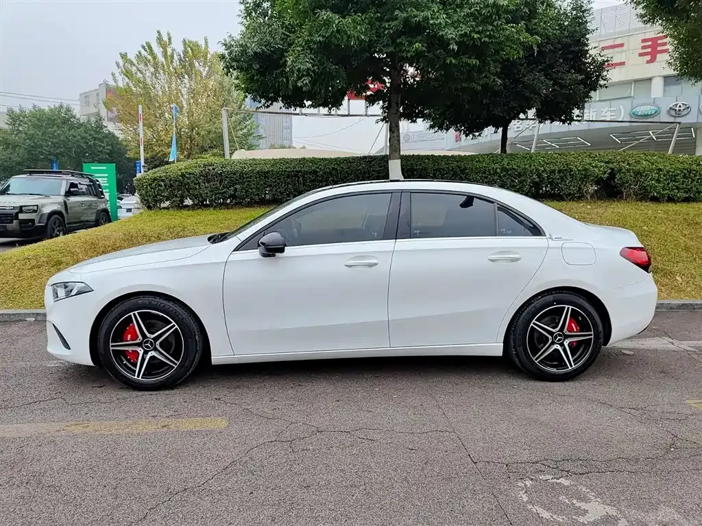 Mercedes-Benz A-Class 2023 из CN, фото 4