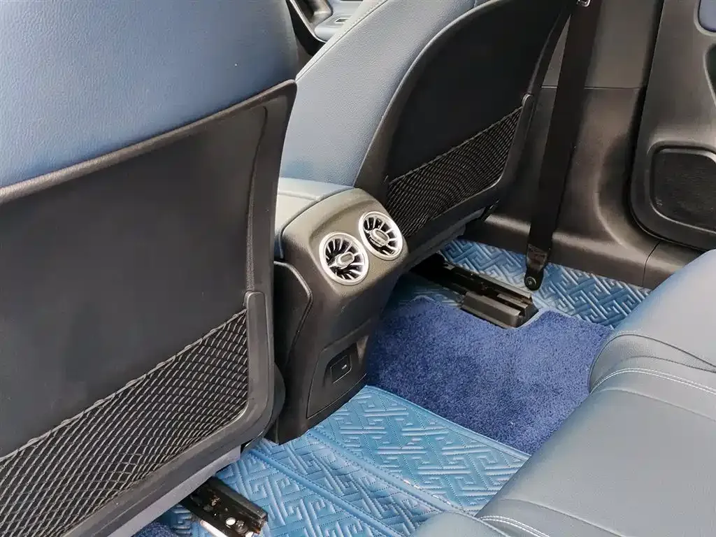 Mercedes-Benz A-Class 2023 из CN, фото 2