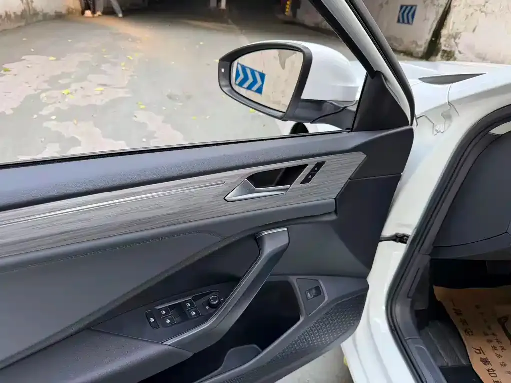 Volkswagen Sagitar 2023 из CN, фото 6