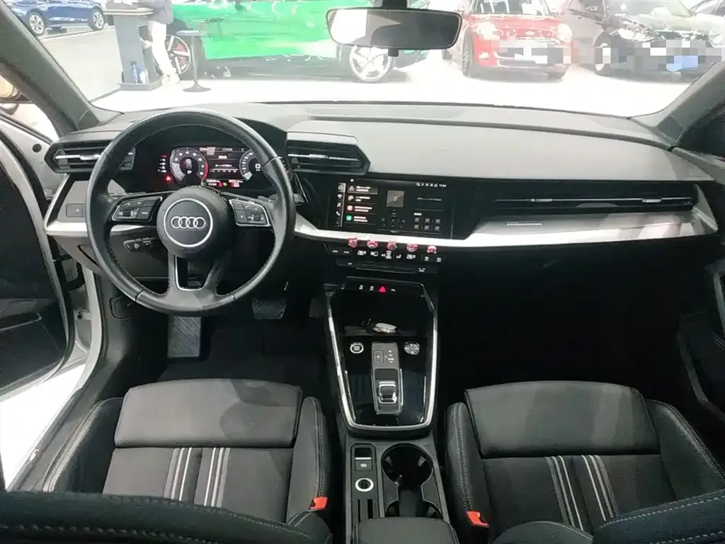 Audi A3 2023 из CN, фото 10