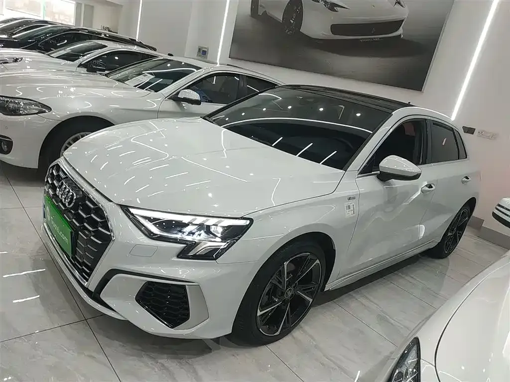 Audi A3 2023 из CN, фото 9