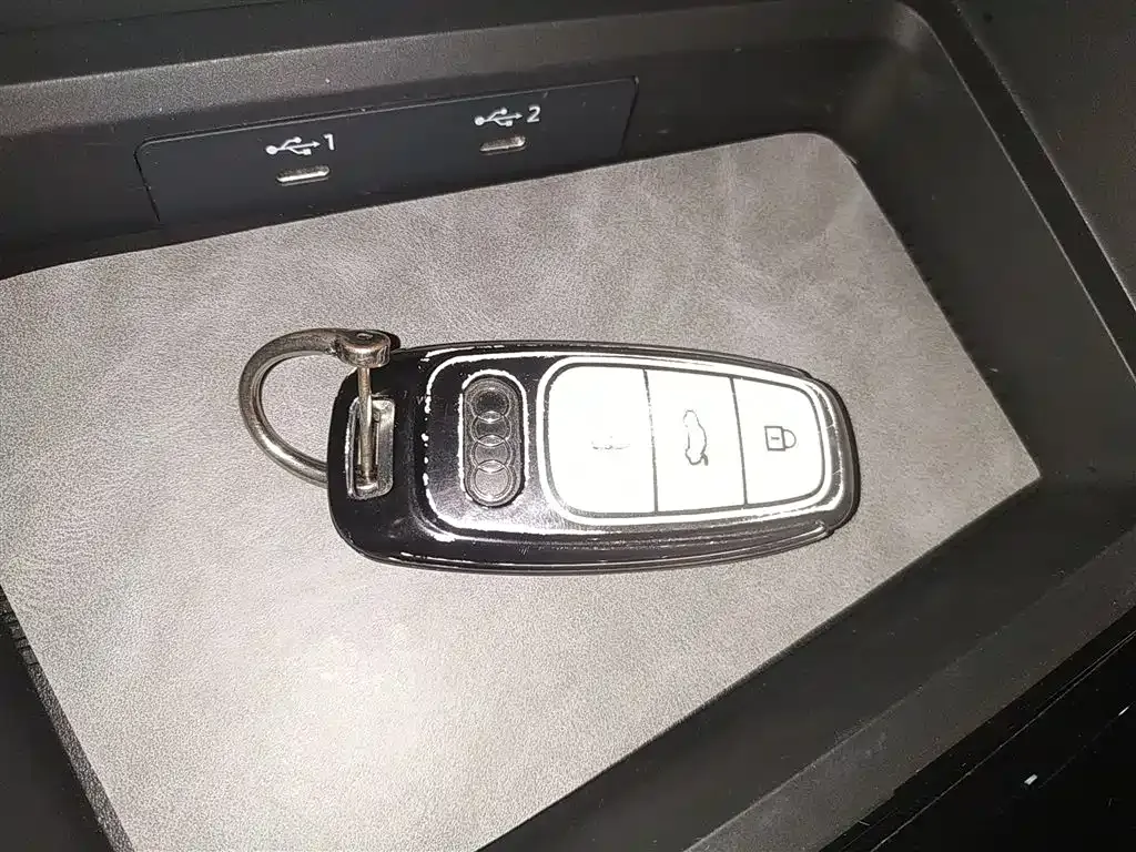 Audi A3 2023 из CN, фото 8