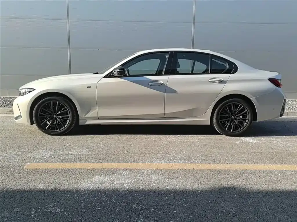BMW 3 Series 2025 из CN, фото 7