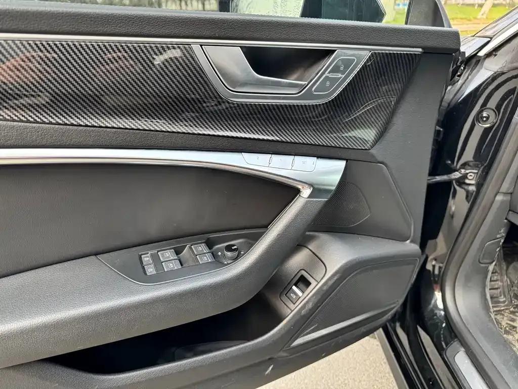 Audi A7 2022 из CN, фото 6