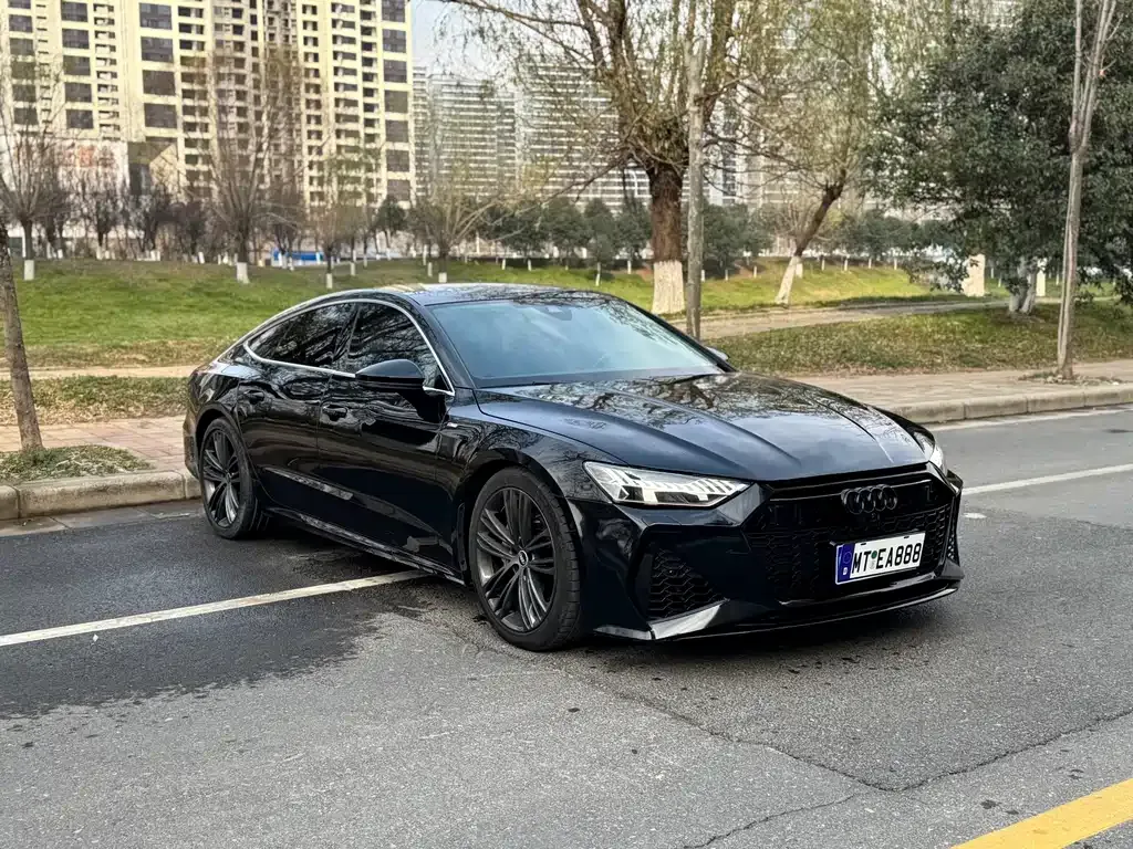 Audi A7 2022 из CN, фото 10