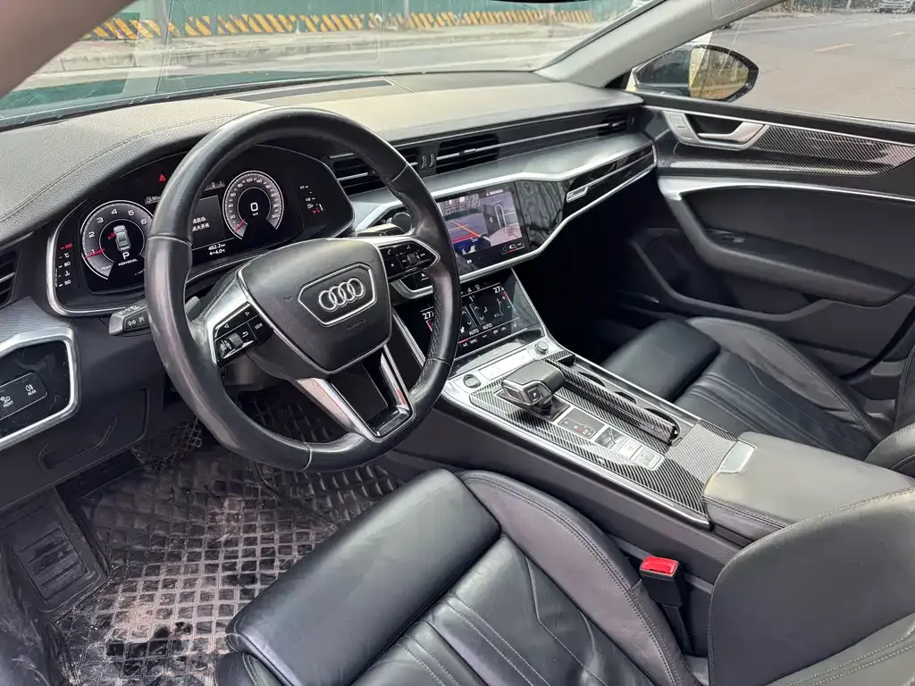 Audi A7 2022 из CN, фото 3