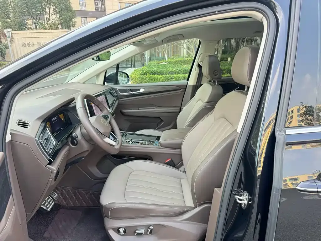 Volkswagen Viloran 2023 из CN, фото 3