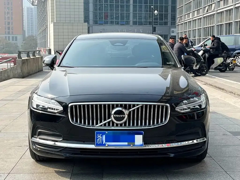 Volvo S90 — фото 6