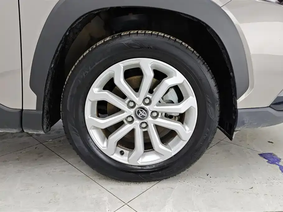 Toyota Frontlander 2024 из CN, фото 8