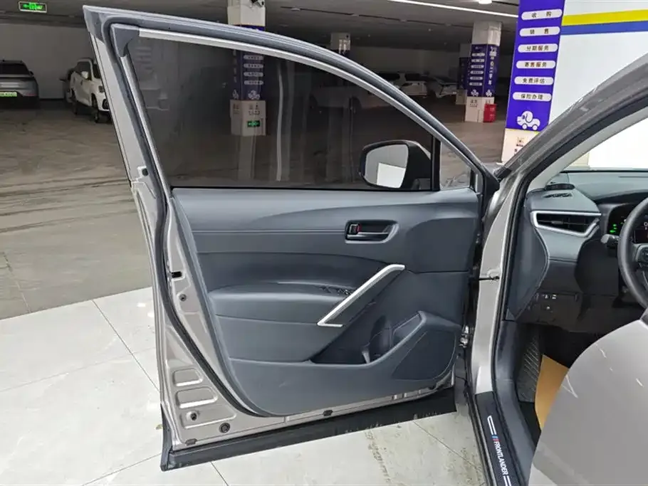 Toyota Frontlander 2024 из CN, фото 6