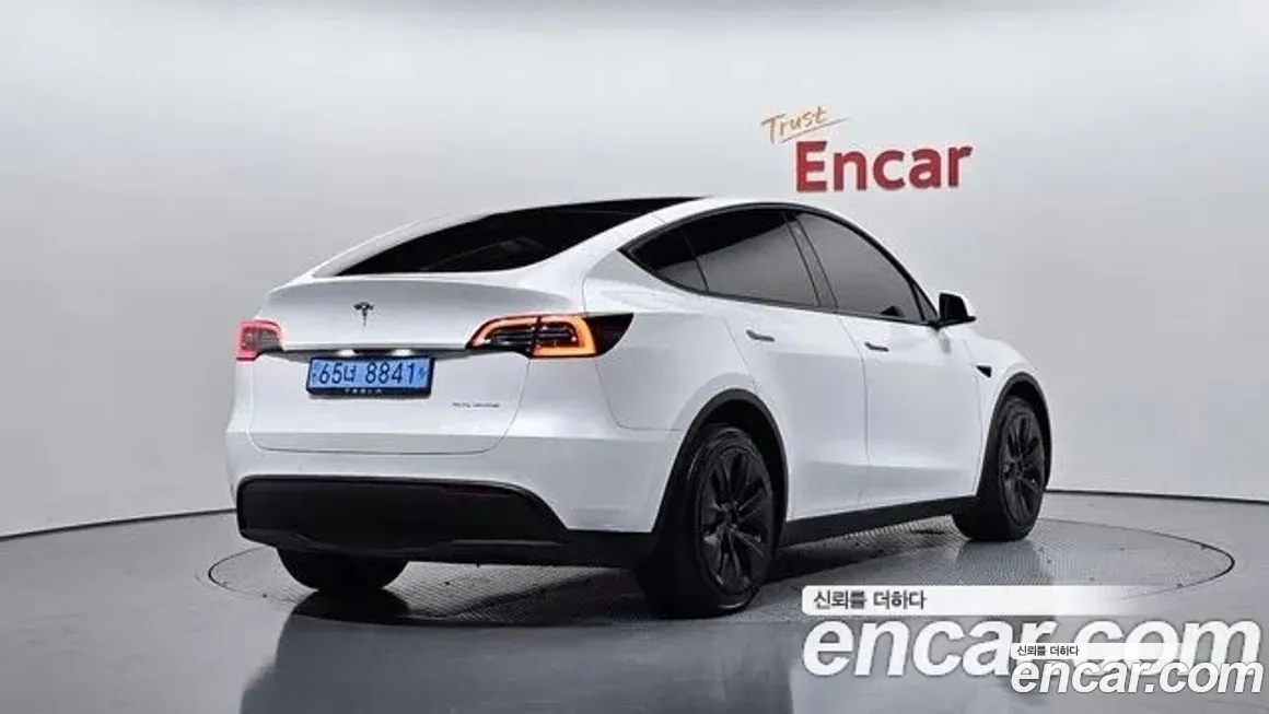 Tesla Model Y 2022 из KR, фото 9