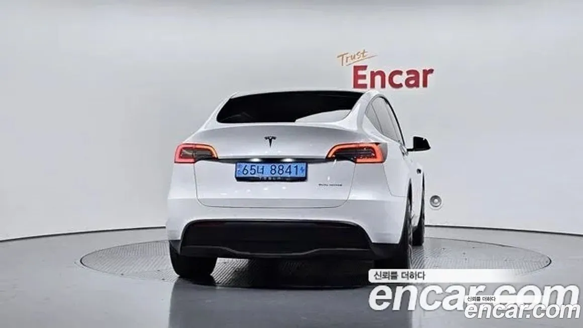 Tesla Model Y 2022 из KR, фото 2