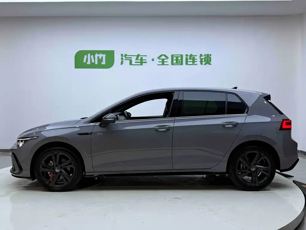 Volkswagen Golf 2023 из CN, фото 4