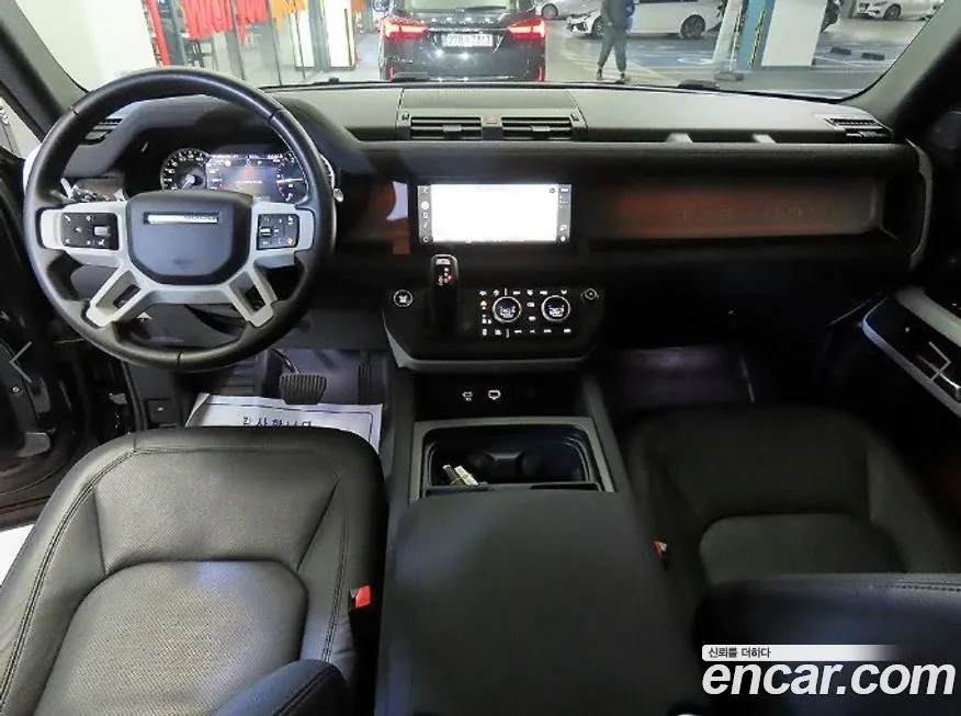 Land Rover Defender 2023 из KR, фото 10