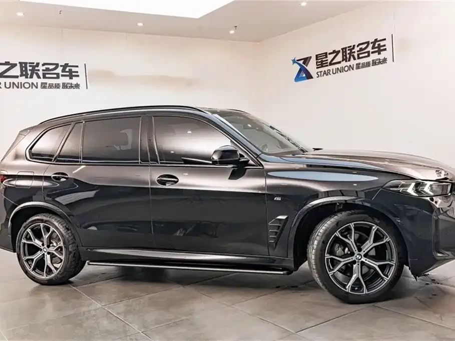BMW X5 2024 из CN, фото 2