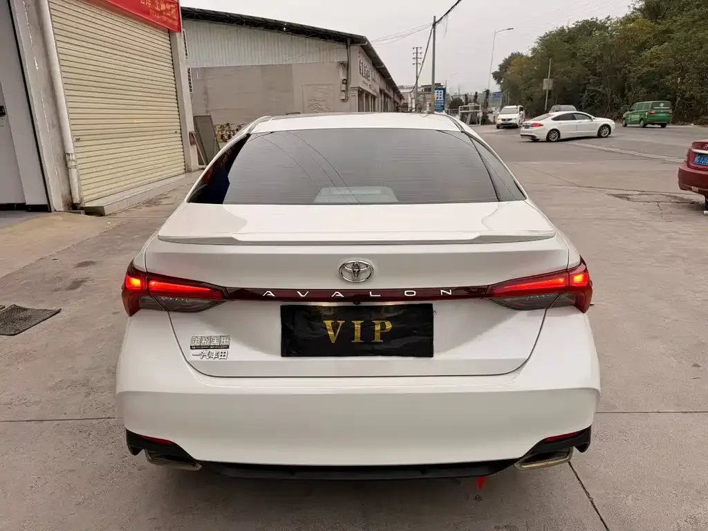 Toyota Avalon 2021 из CN, фото 2