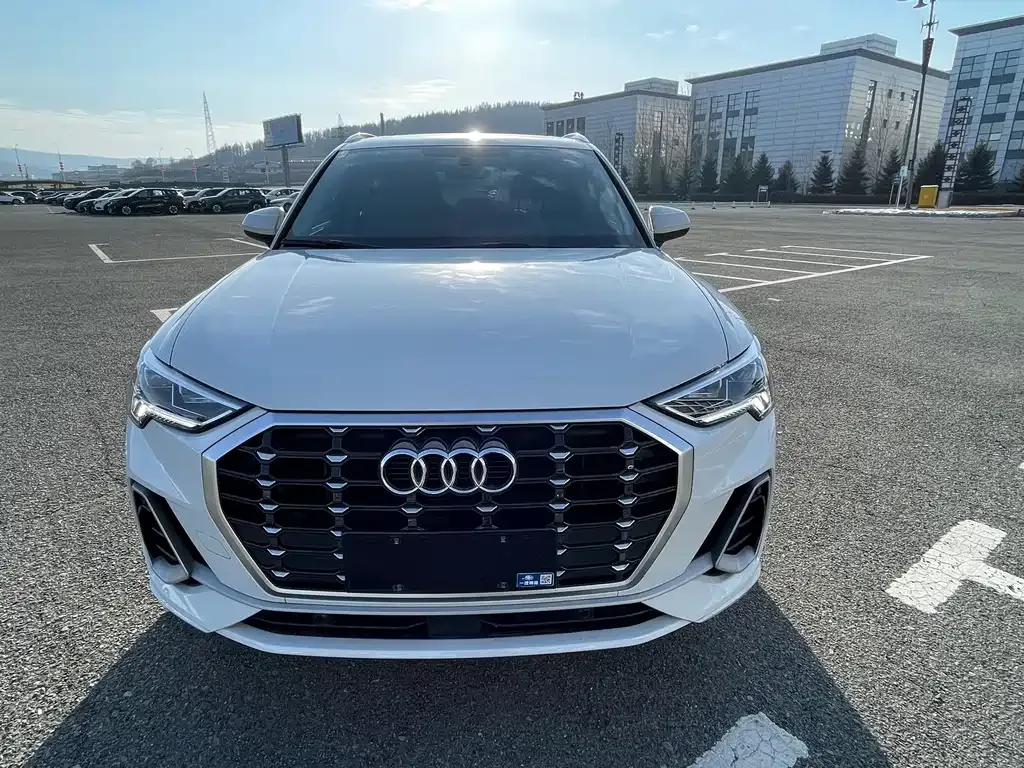 Audi Q3 2022 из CN, фото 4
