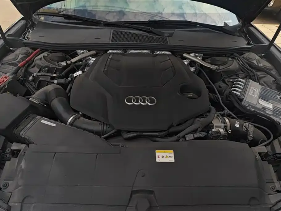 Audi A6L 2023 из CN, фото 2