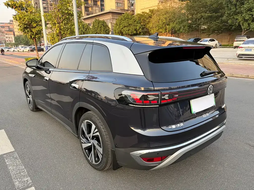 Volkswagen ID.6 Crozz 2023 из CN, фото 7