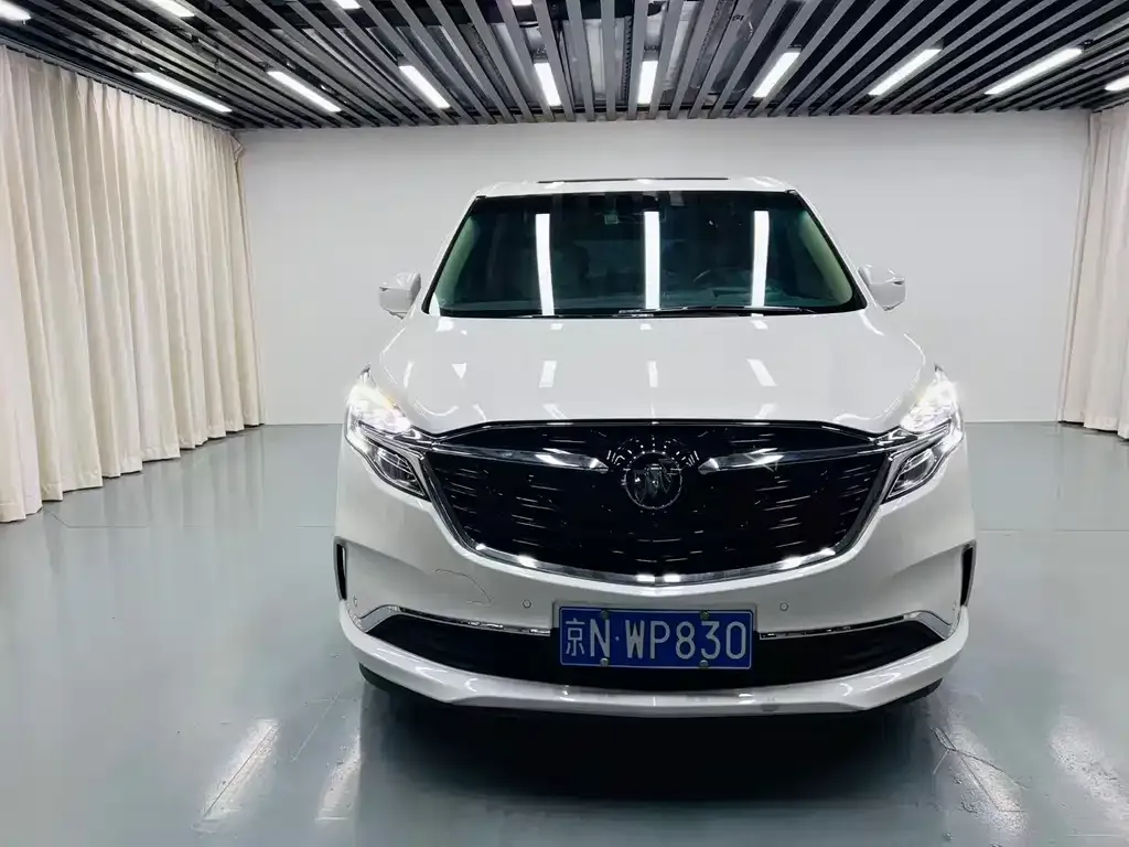 Buick GL8 2022 из CN, фото 2