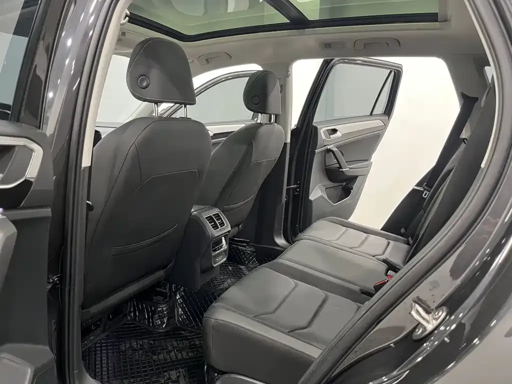 Volkswagen Tayron 2022 из CN, фото 6