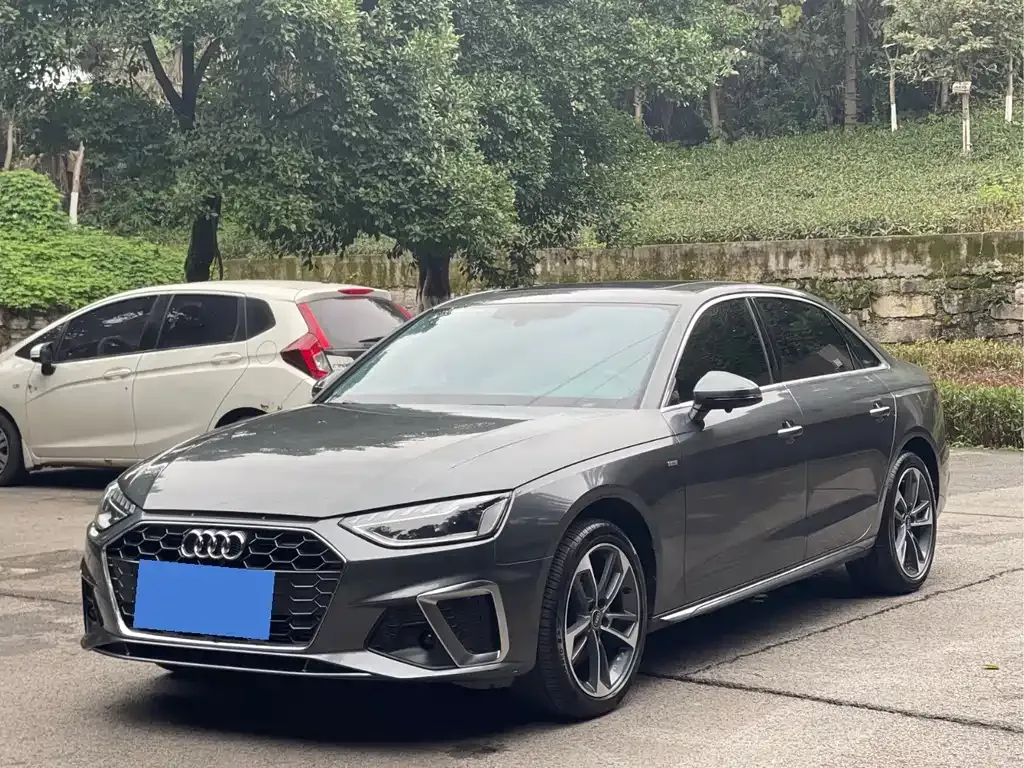 Audi A4L 2024 из CN, фото 1