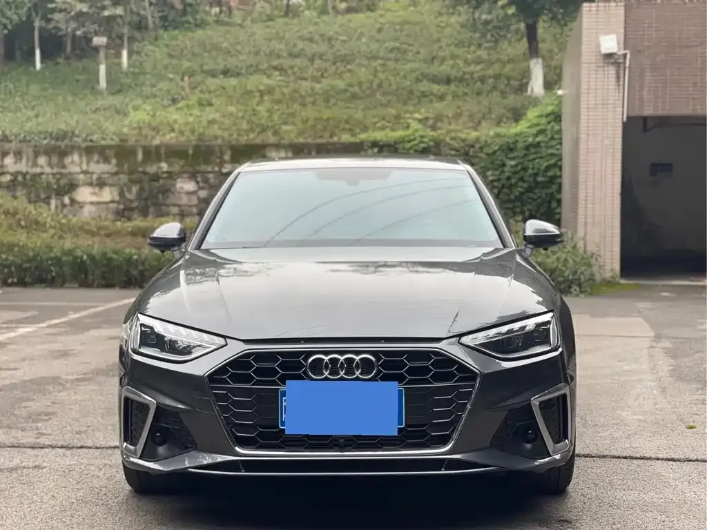 Audi A4L 2024 из CN, фото 2
