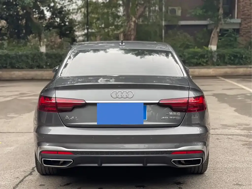 Audi A4L 2024 из CN, фото 5