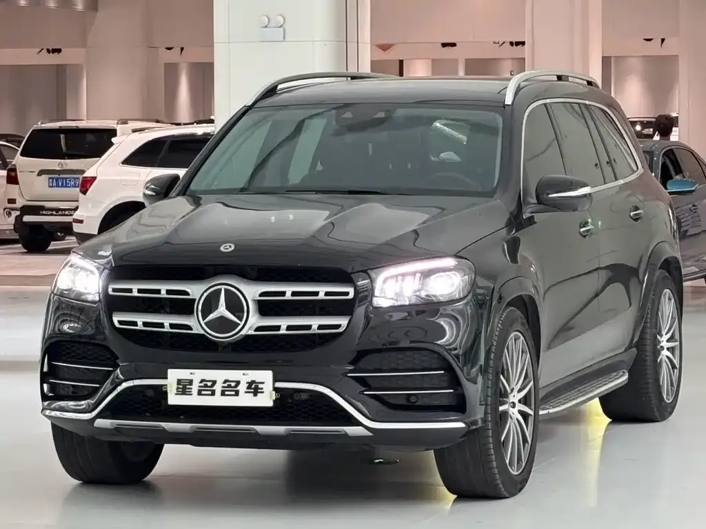 Mercedes-Benz GLS — фото 1