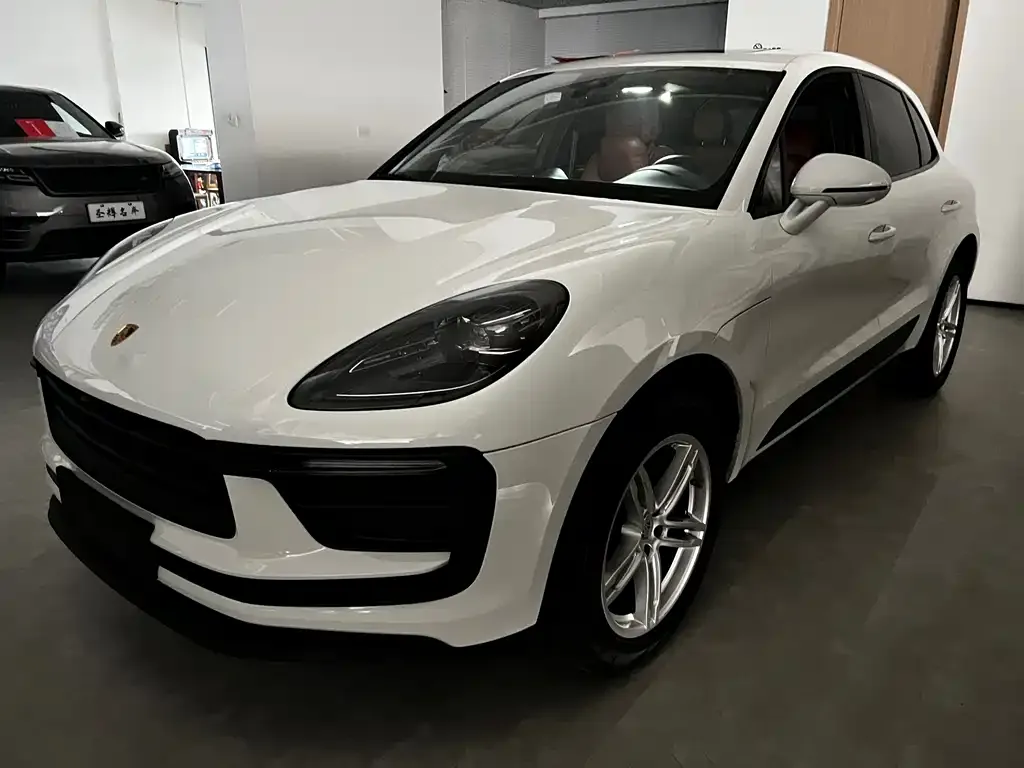 Porsche Macan — фото 1